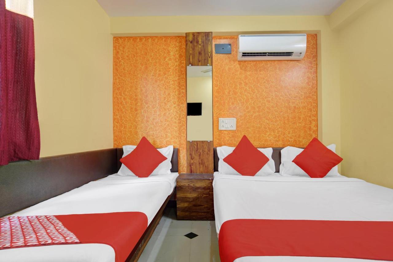 Oyo 79454 Shree Laxmi Palace Hotel Ujjain Eksteriør billede