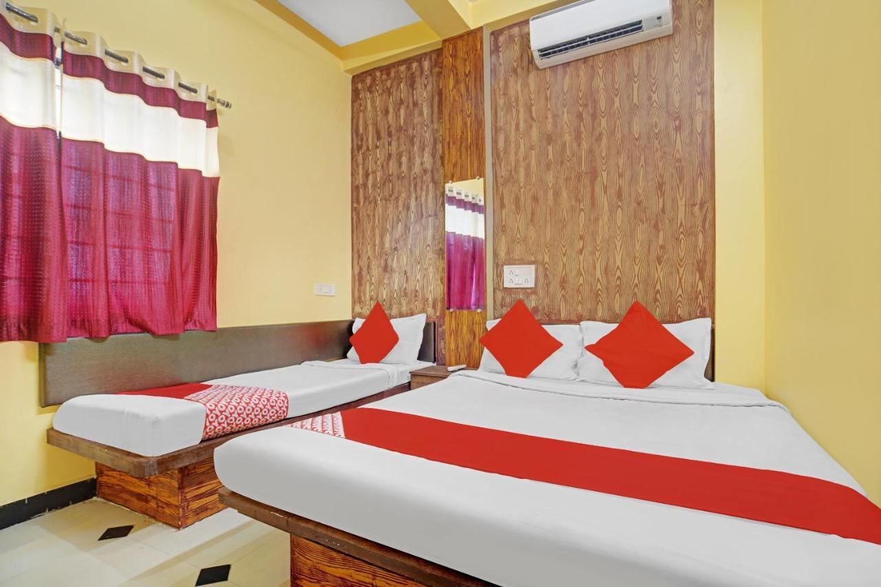Oyo 79454 Shree Laxmi Palace Hotel Ujjain Eksteriør billede