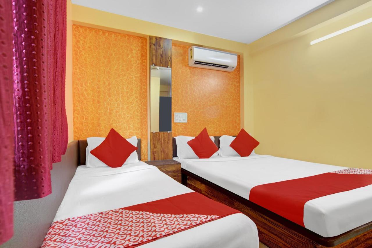 Oyo 79454 Shree Laxmi Palace Hotel Ujjain Eksteriør billede