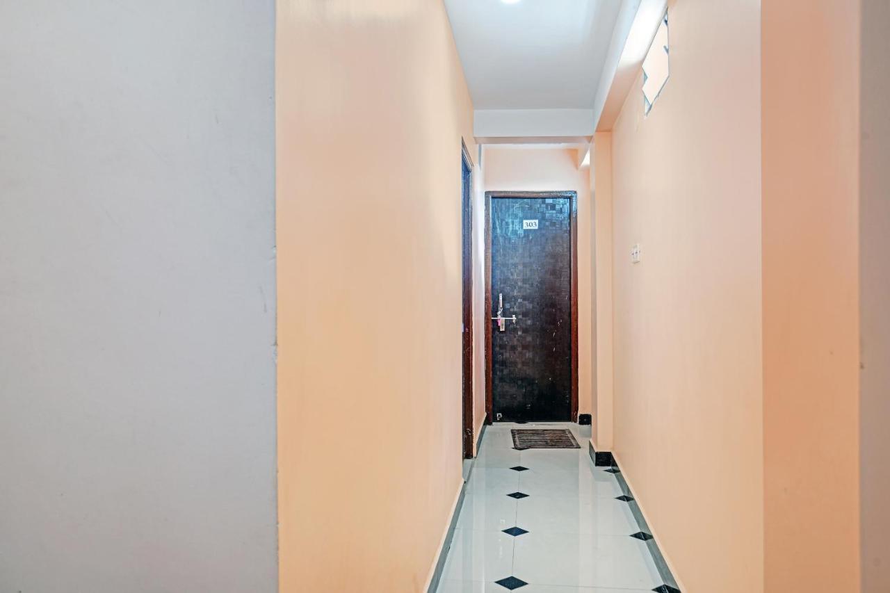 Oyo 79454 Shree Laxmi Palace Hotel Ujjain Eksteriør billede